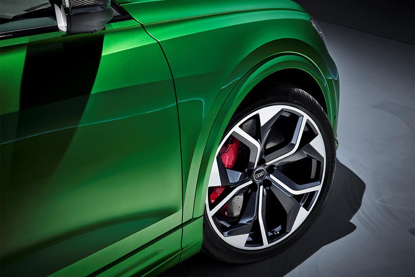 奥迪RS Q8获得冬季驾驶专用的新轮胎